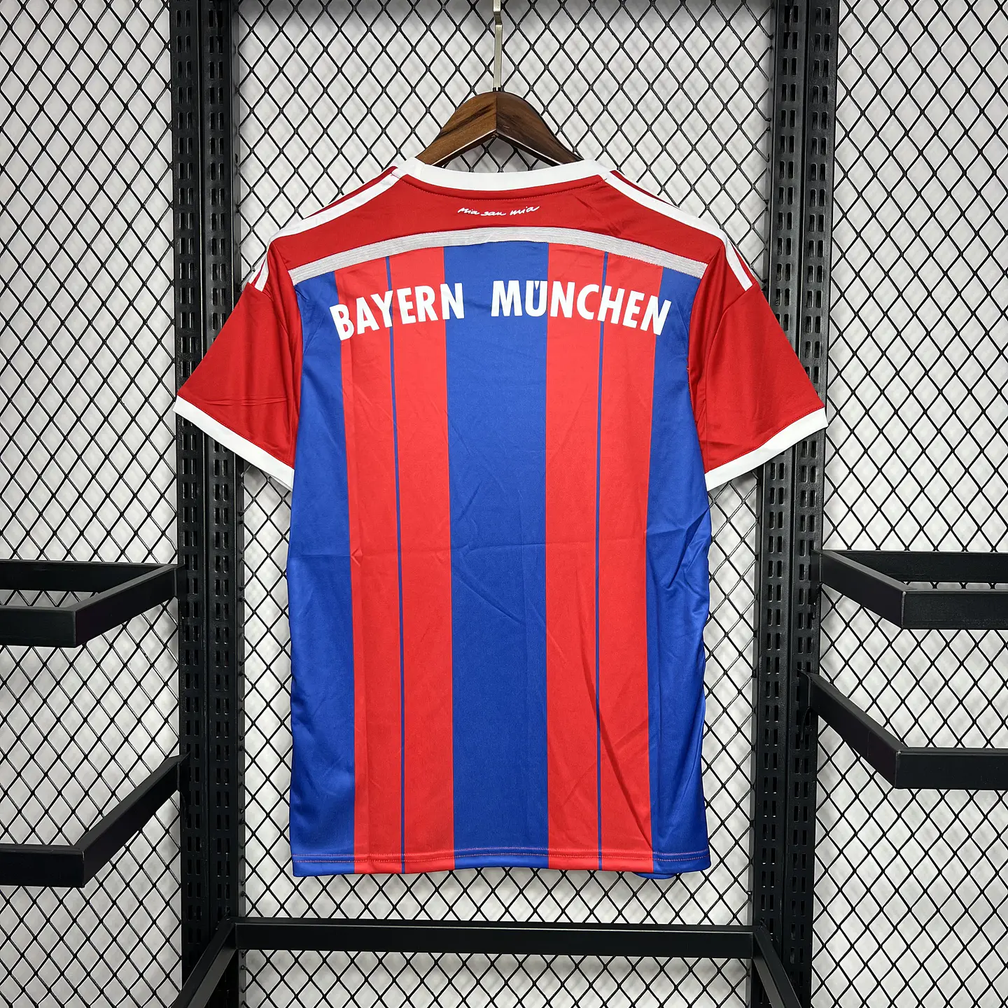 Bayern Home 14/15 3
