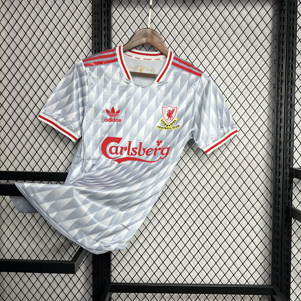 Liverpool Especial Collab The Beatles 24/25 4