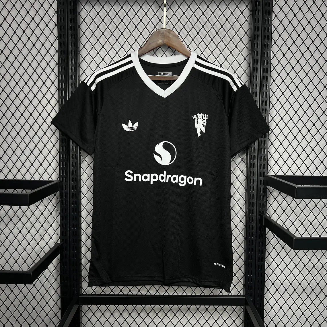 Manchester United 4th 24/25 2