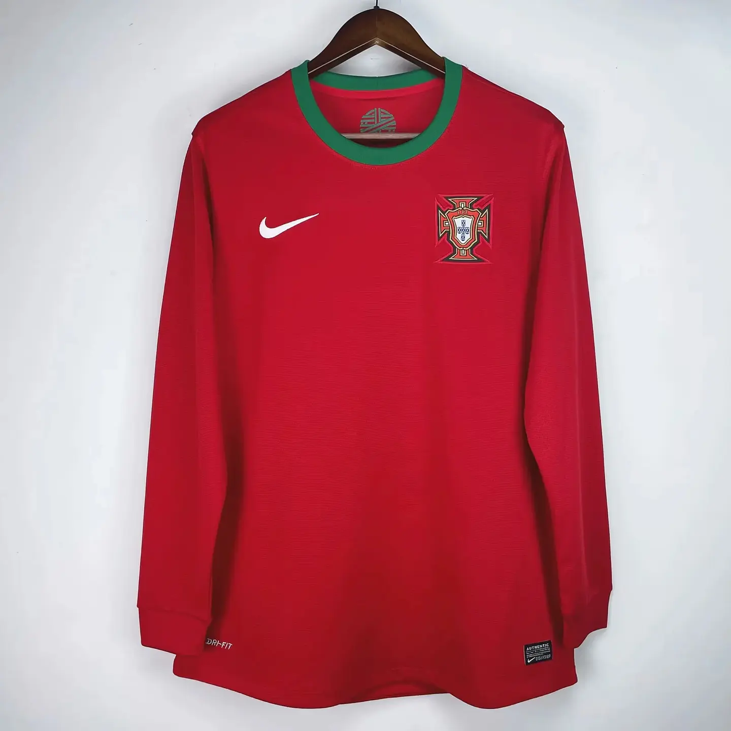 Portugal Home Euro 2012 Manga Longa 2