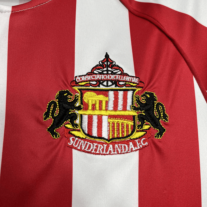 Sunderland Home 05/06 4