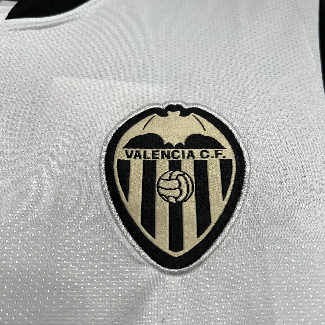 Valência Home 24/25 5
