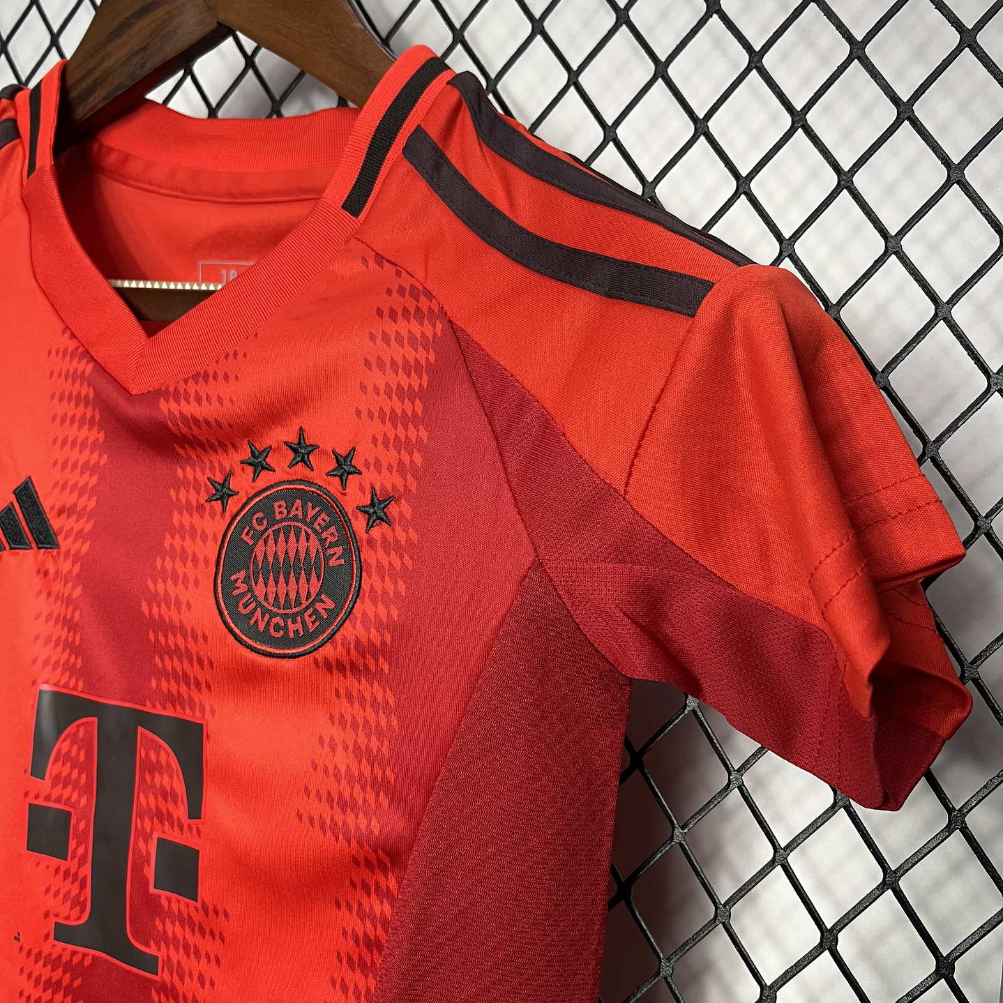 Bayern Home 24/25 Kit Criança 5