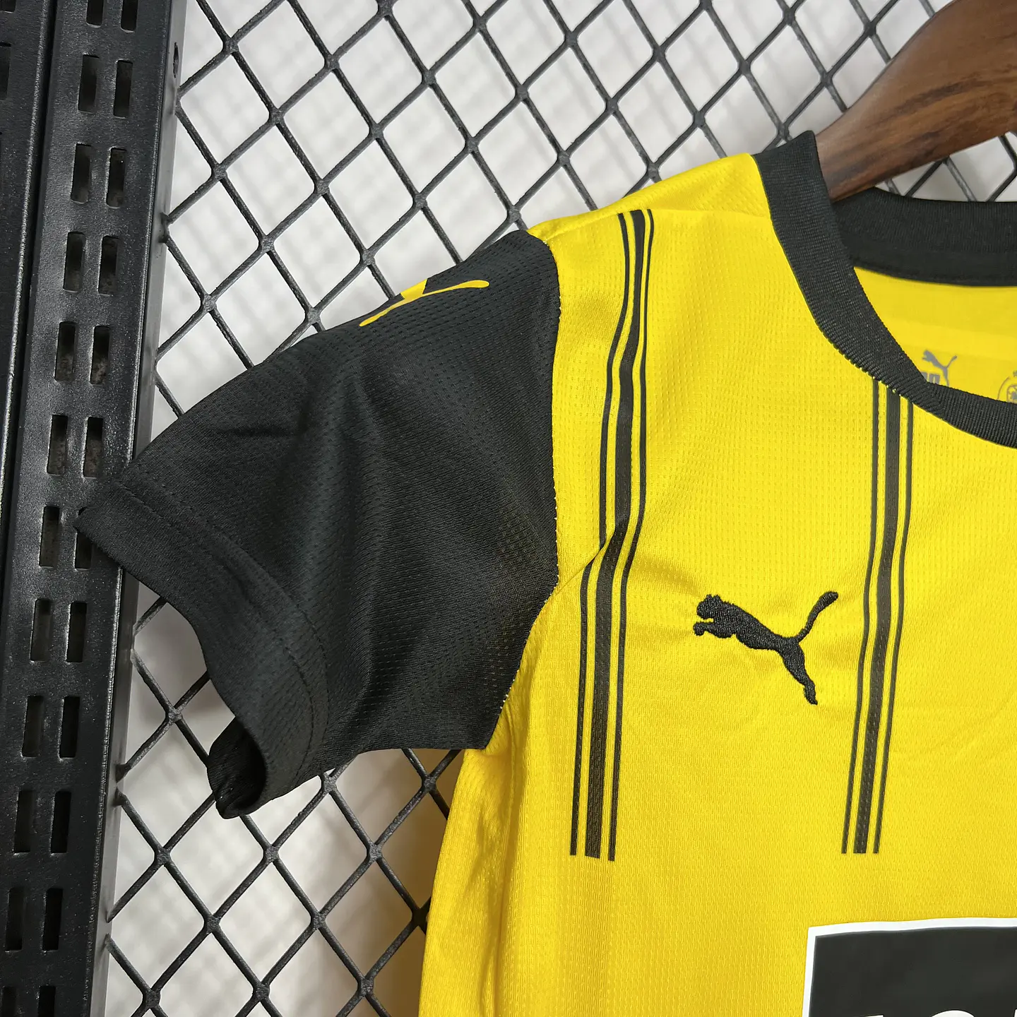 Dortmund Home 24/25 Kit Criança 6