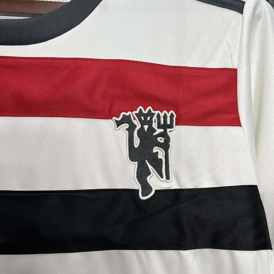 Manchester United Third 24/25  7