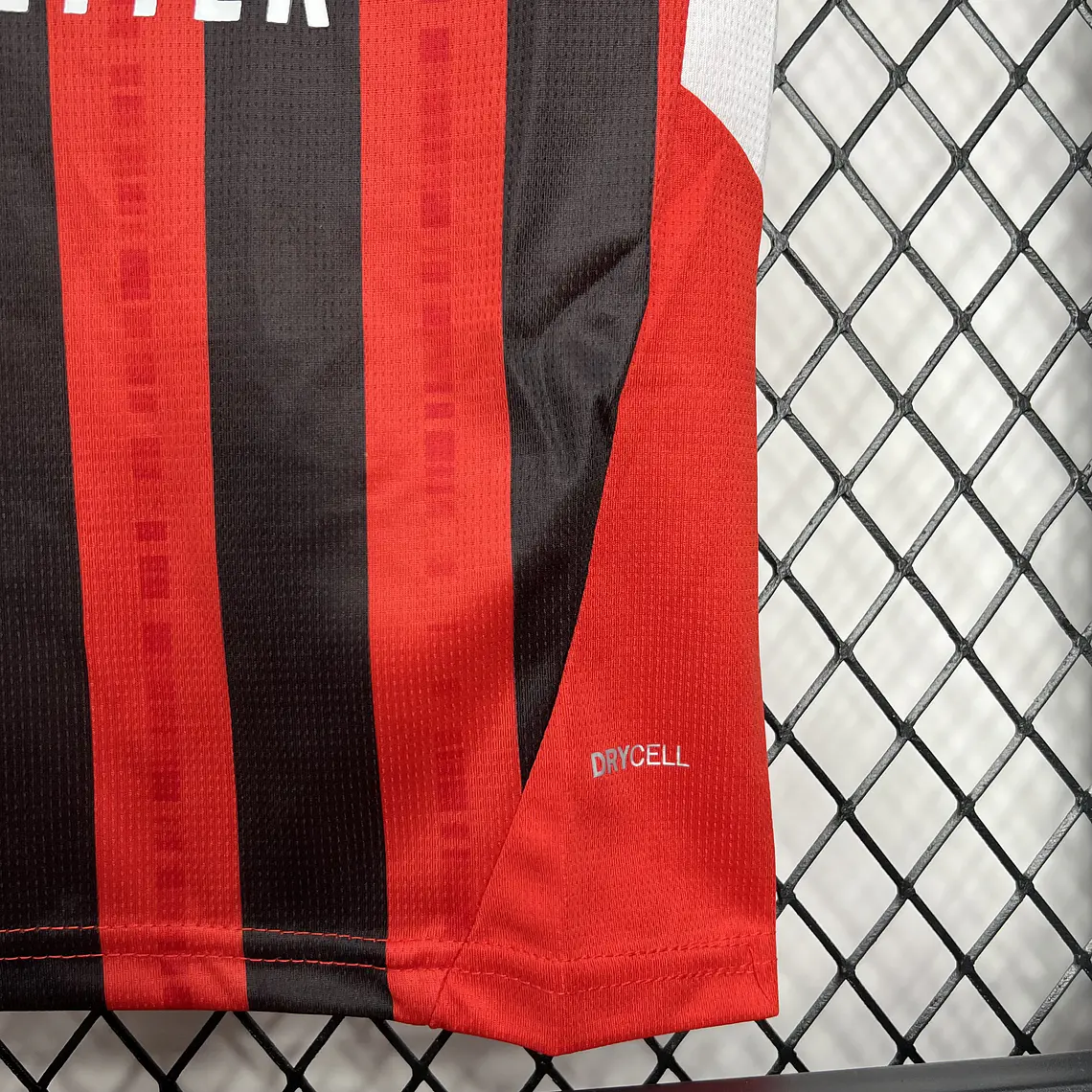 Milan Home 24/25 Kit Criança 9