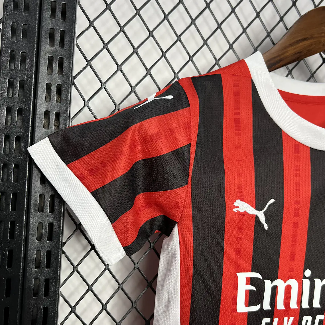 Milan Home 24/25 Kit Criança 5