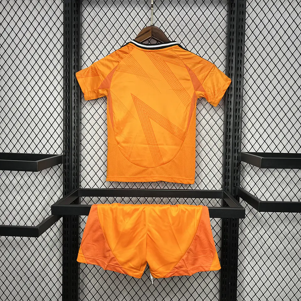 Real Madrid Away 24/25 Kit Criança 2
