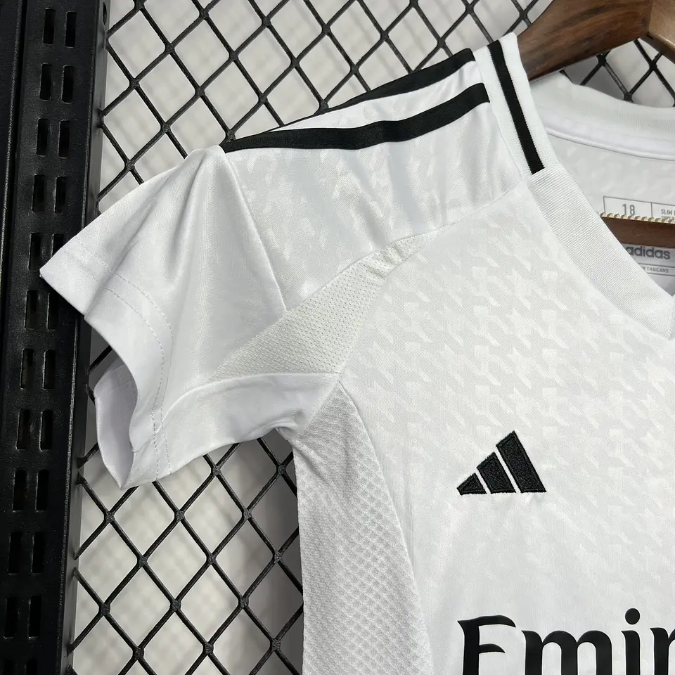 Real Madrid Home 24/25 Kit Criança 4