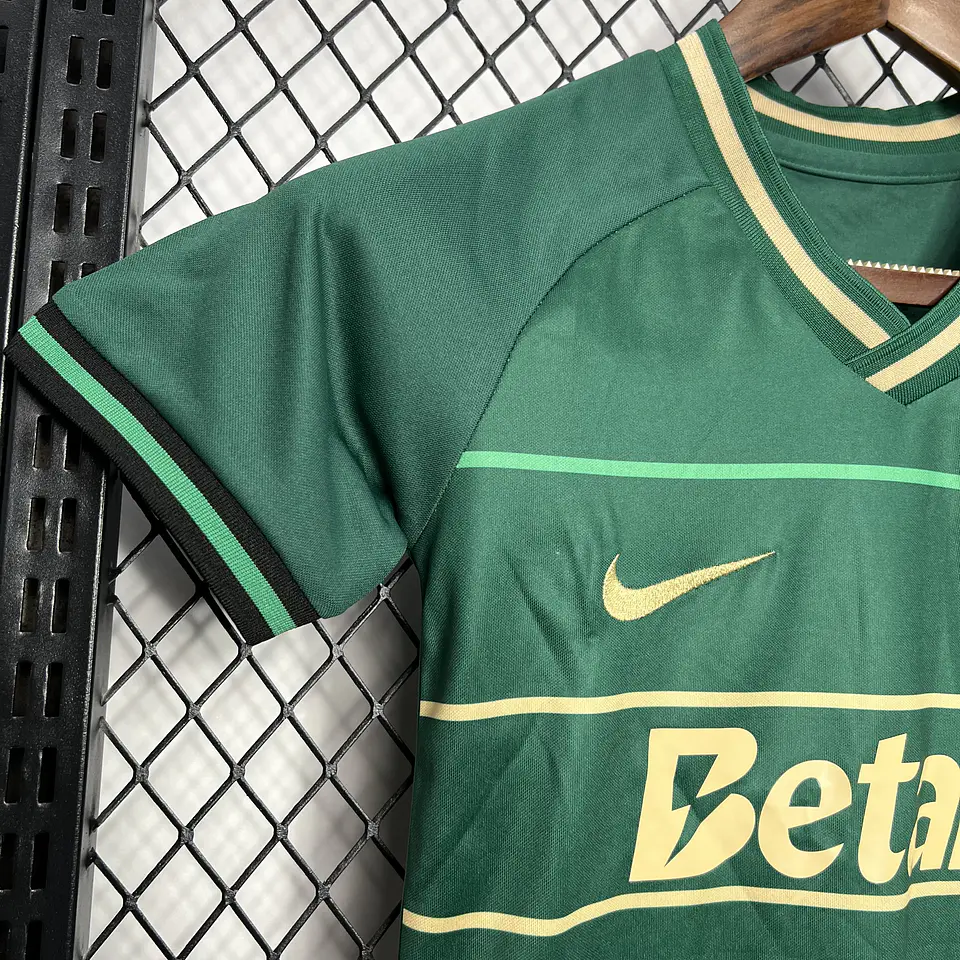 Sporting Away 24/25 Kit Criança 4