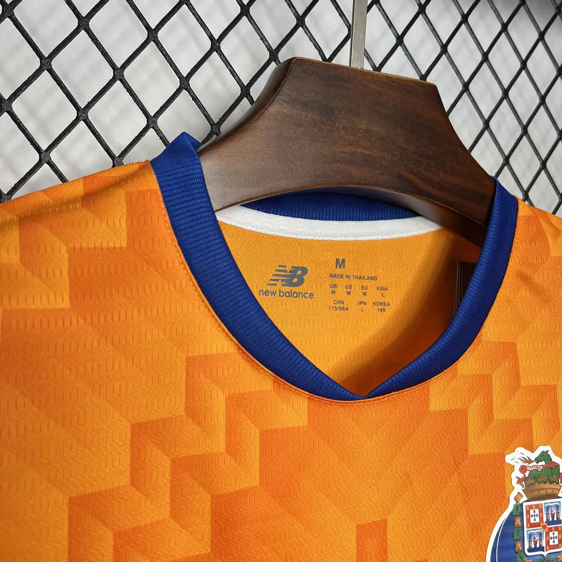 Porto Away 24/25 5