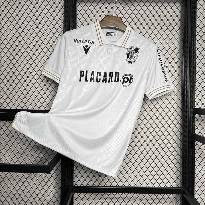 Vitória SC Home 24/25 2