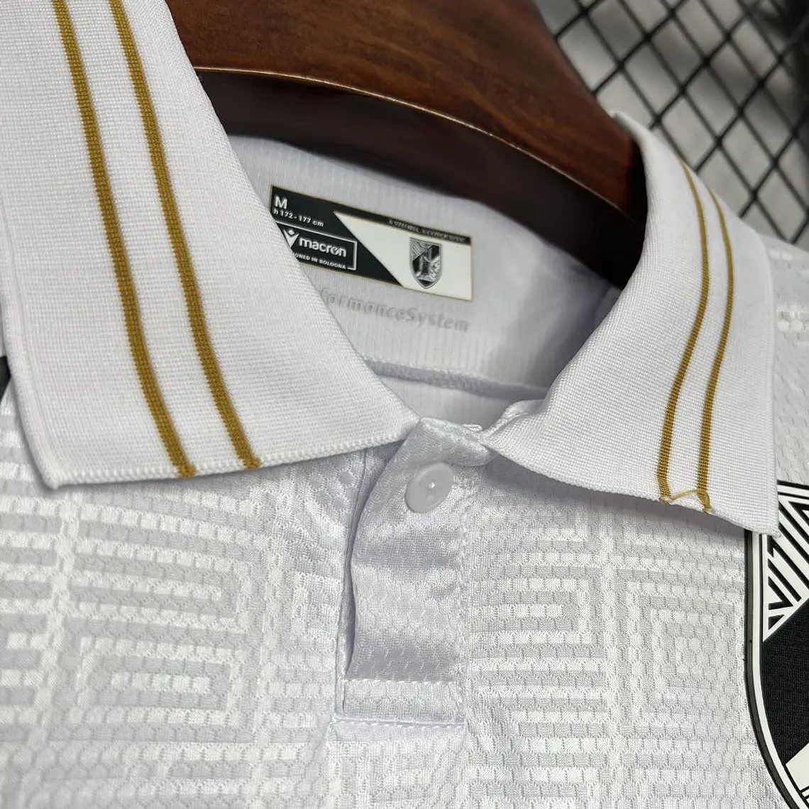 Vitória SC Home 24/25 8