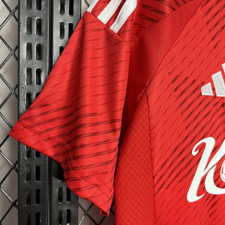 Nottingham Forest Home 24/25 7