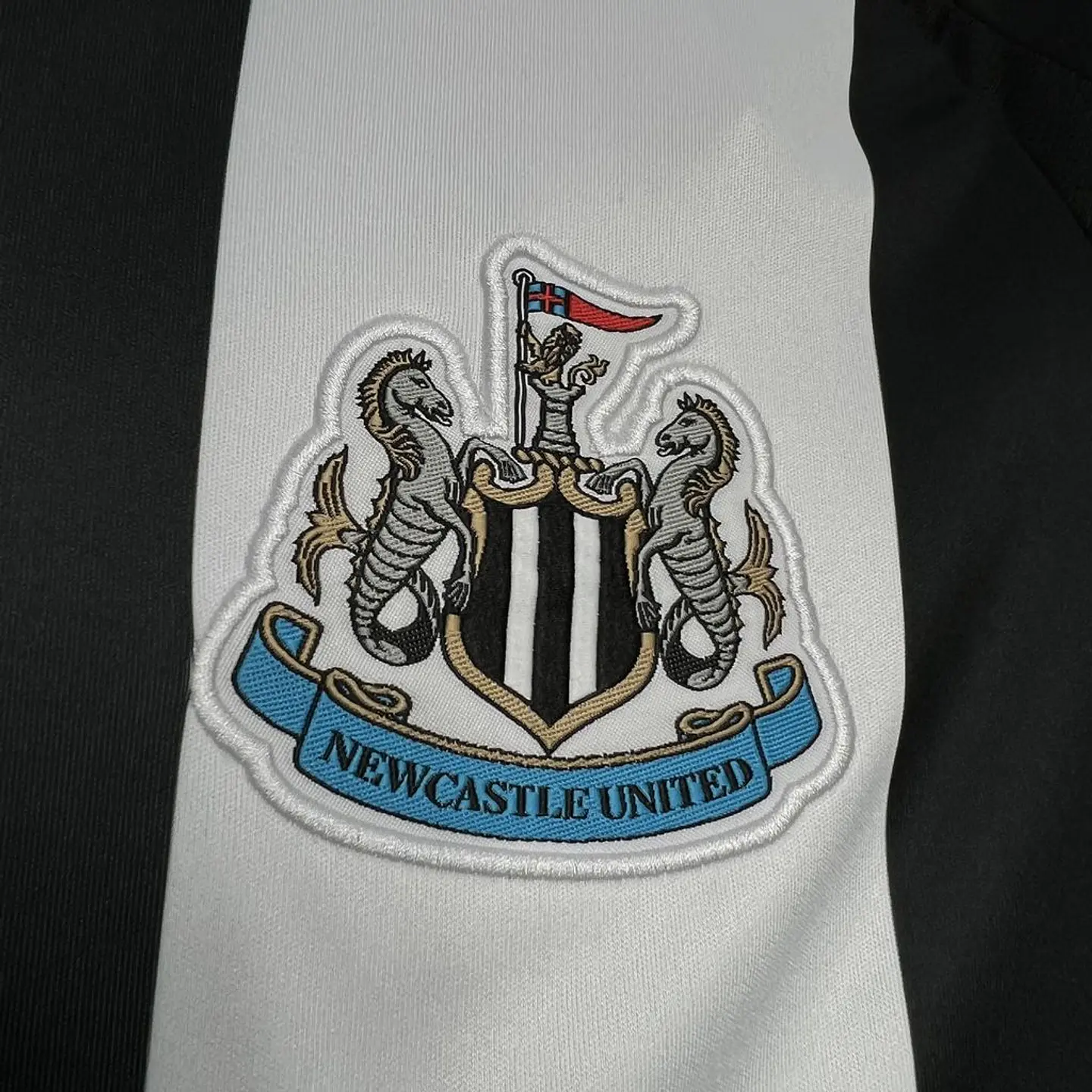 Newcastle United Home 24/25  6