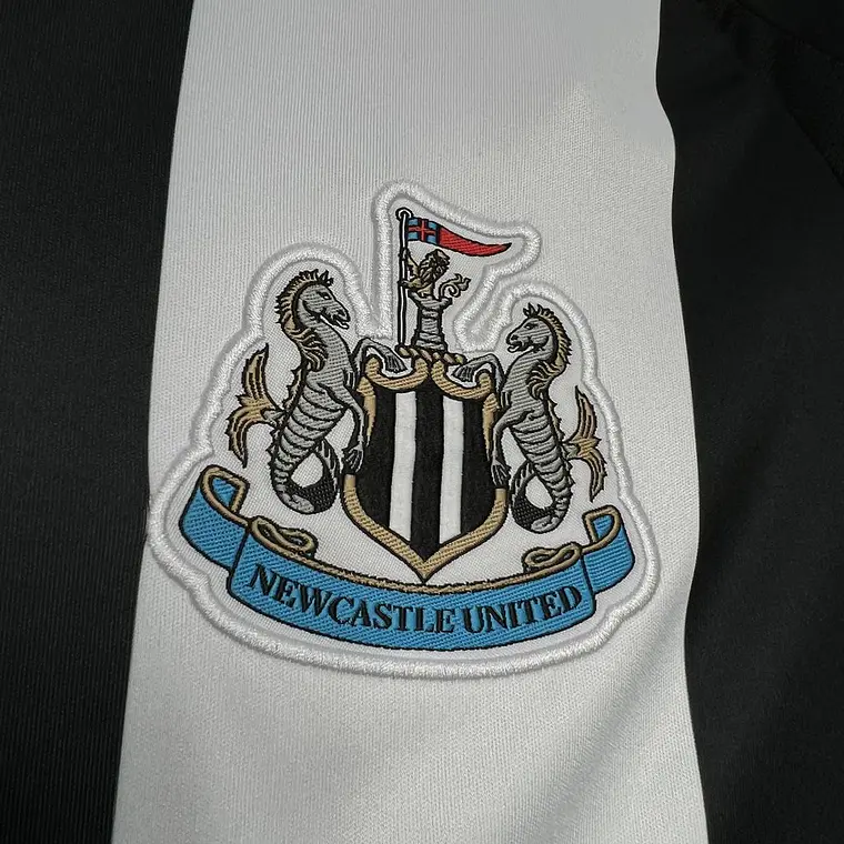 Newcastle United Home 24/25  6