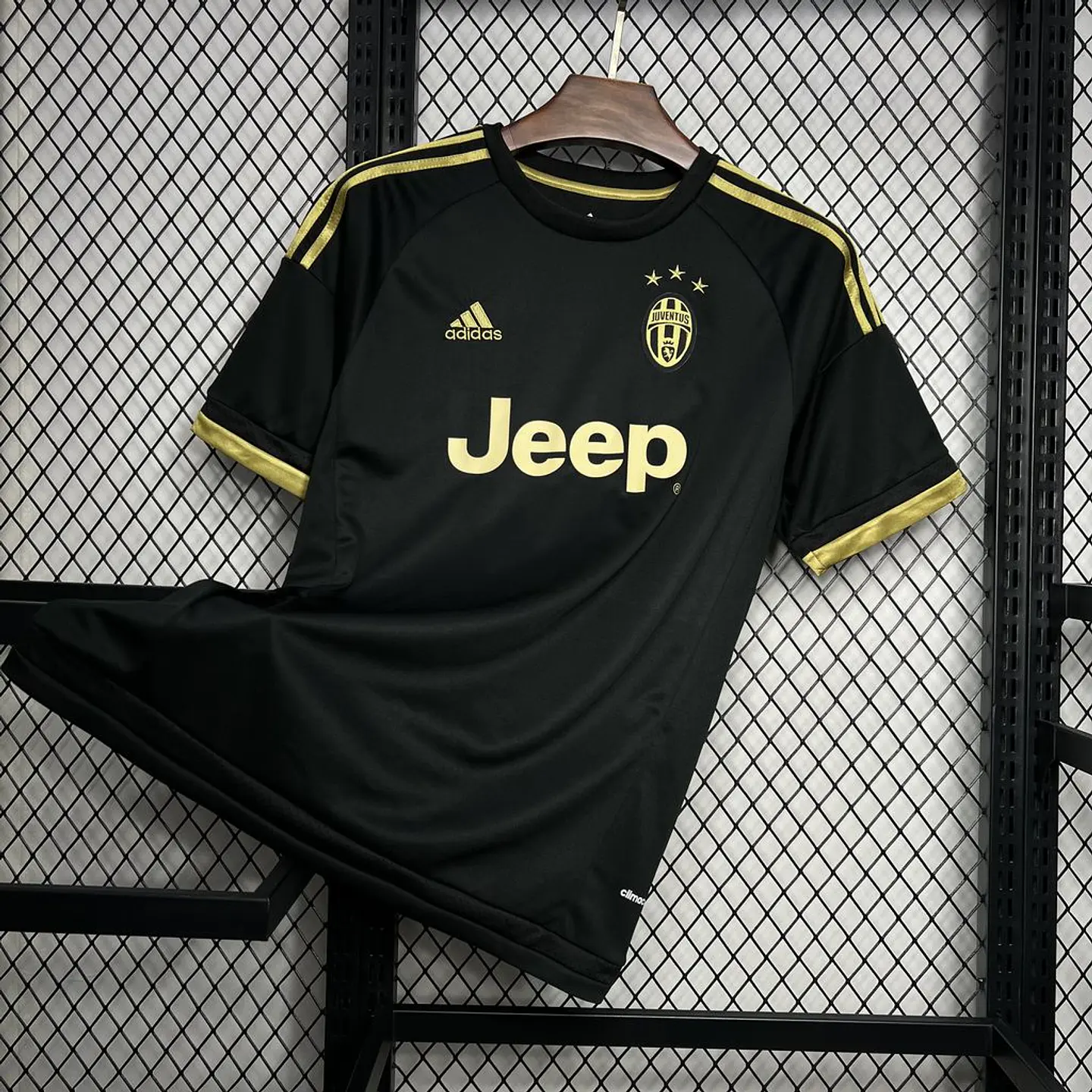 Juventus Third 15/16 4