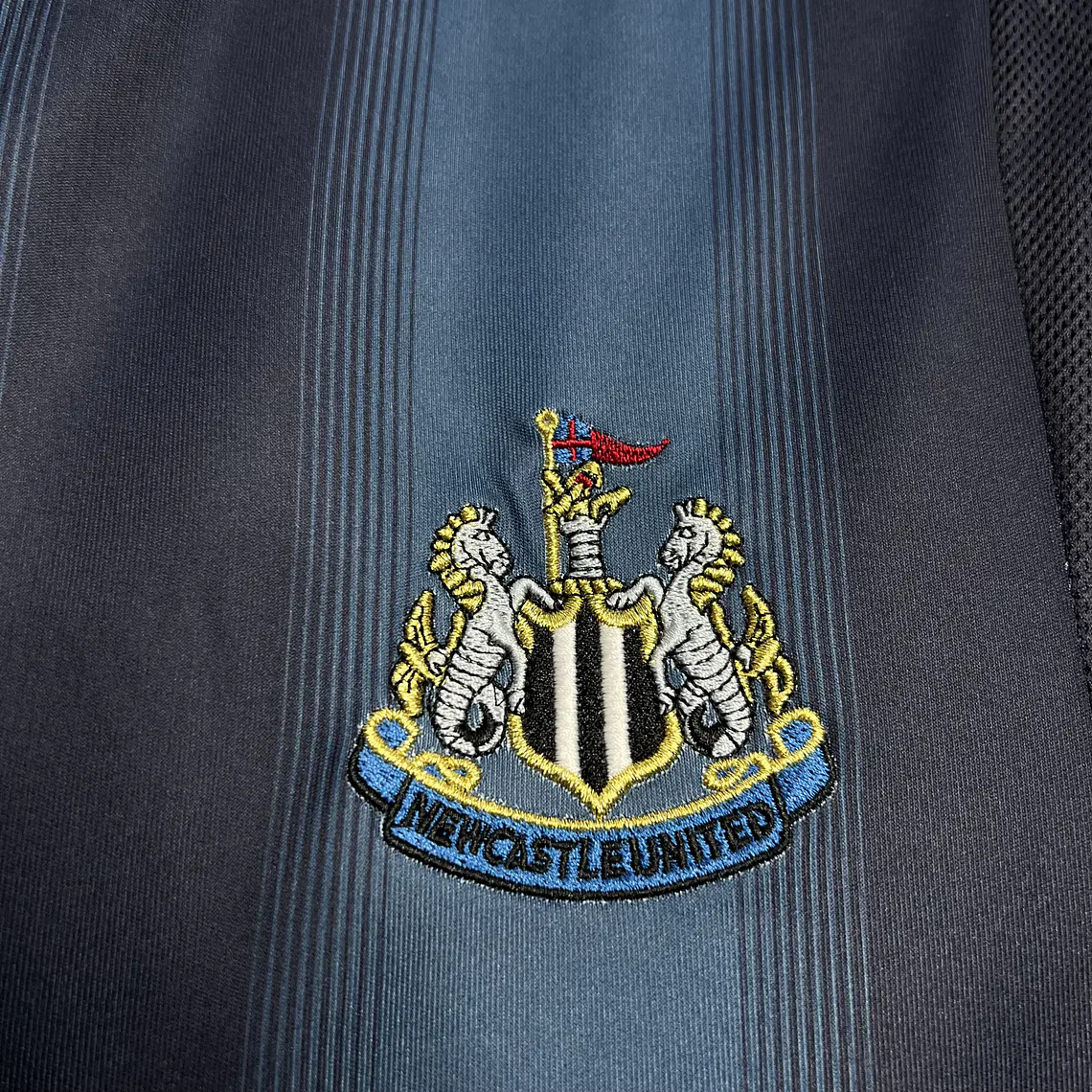 Newcastle Away 04/05 6
