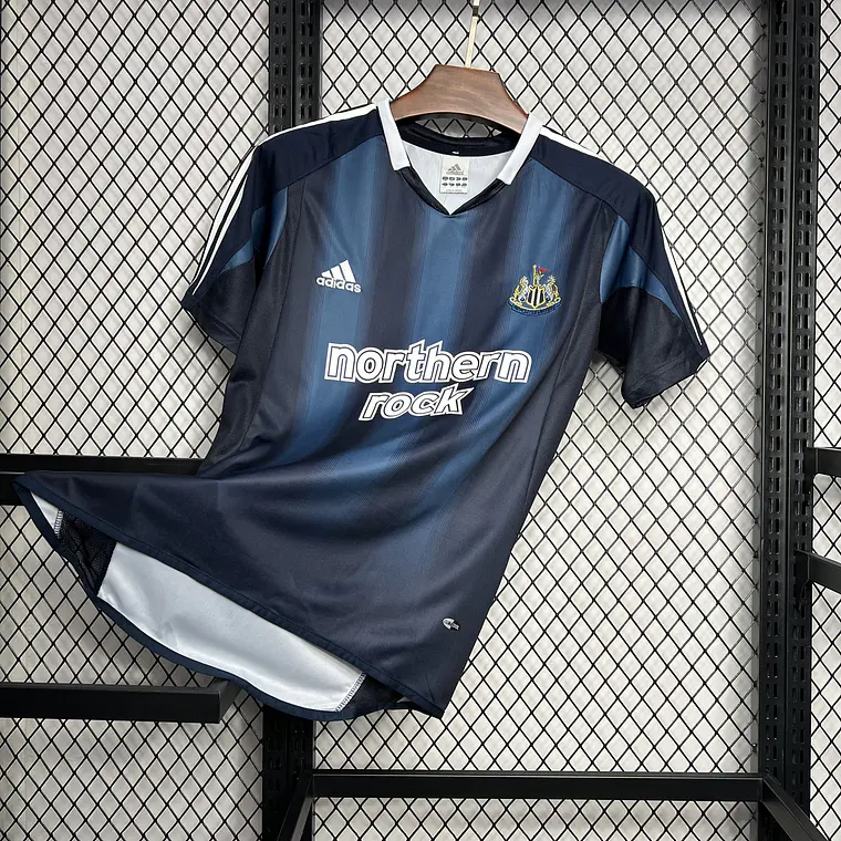 Newcastle Away 04/05 3