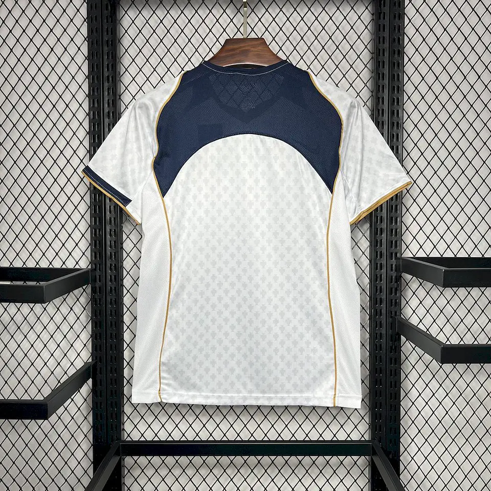 Portugal Away Euro 2004 3