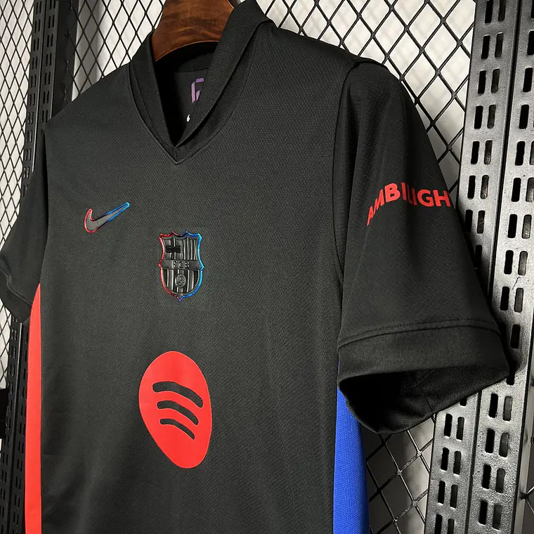 Barcelona Away 24/25 5