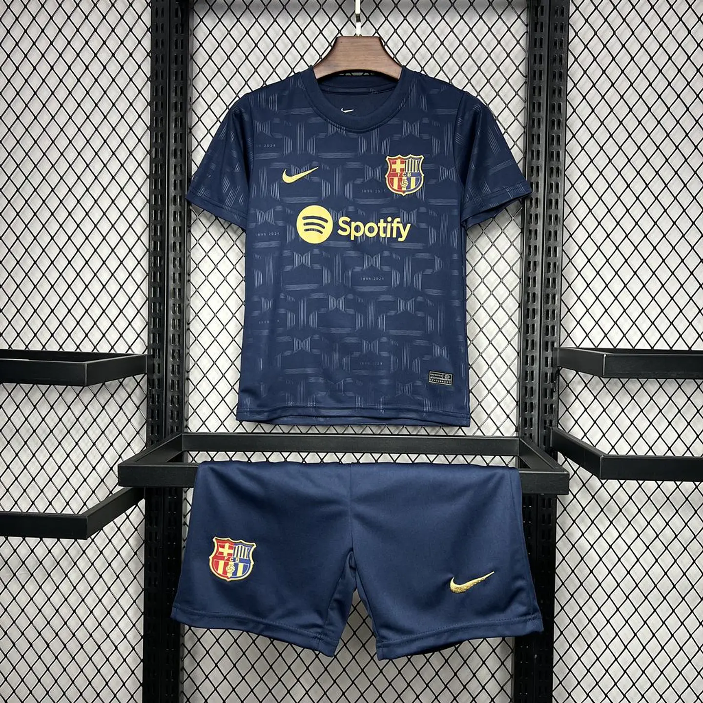 Barcelona Edição 125 Anos Kit Criança 1