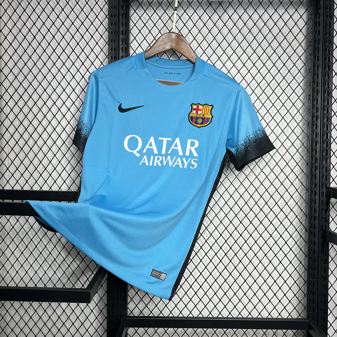 Barcelona Third 15/16 4