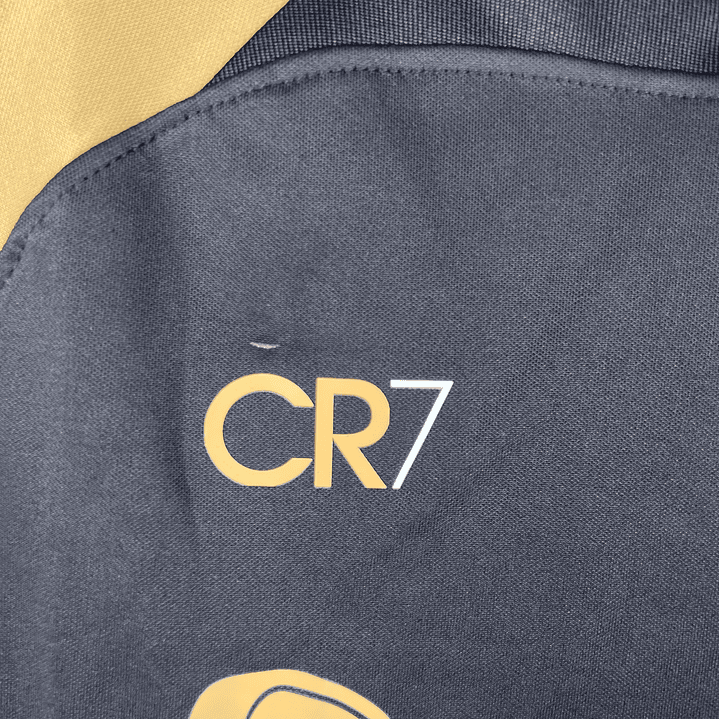 Sporting Third CR7 23/24 Kit Criança 4