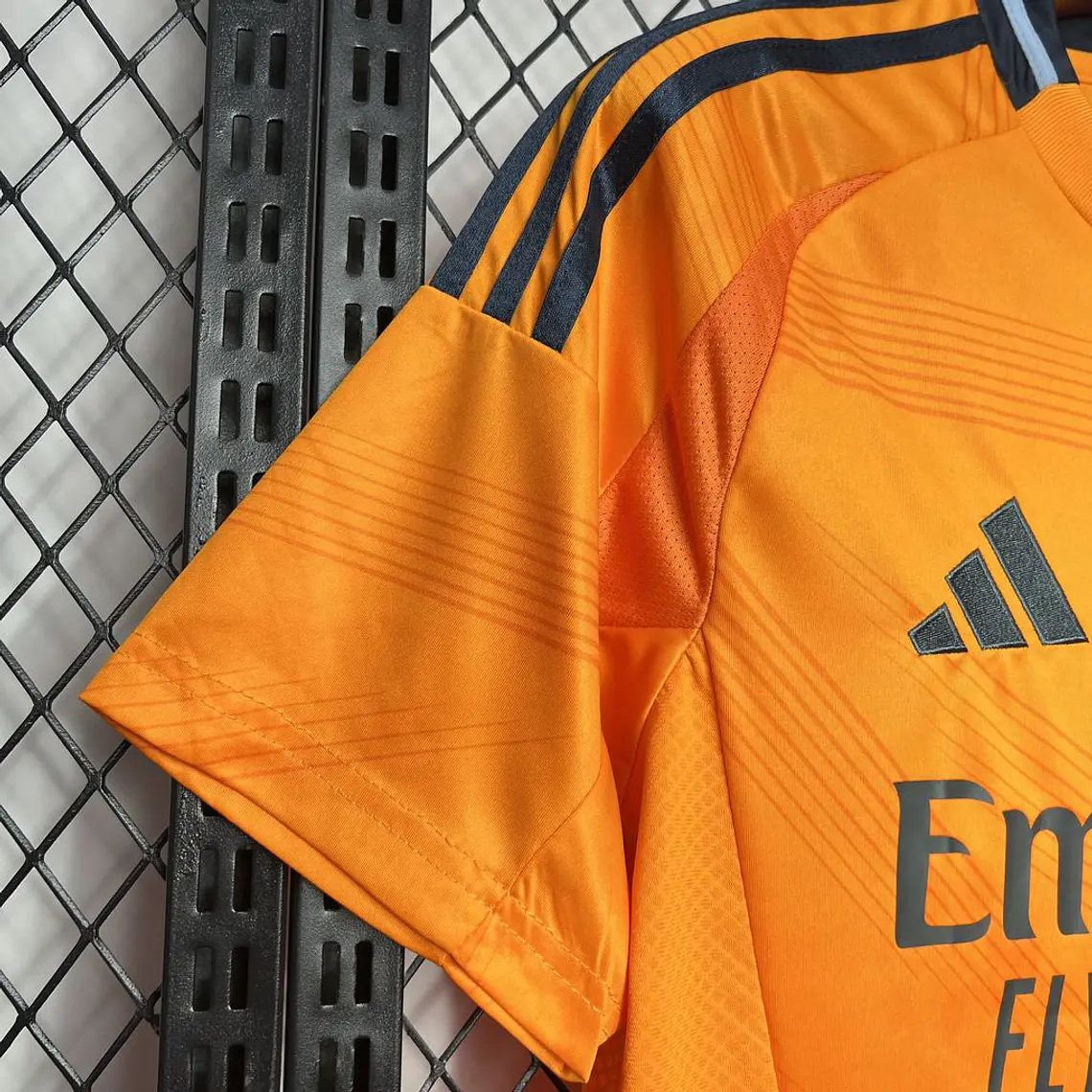 Real Madrid Away 24/25 7