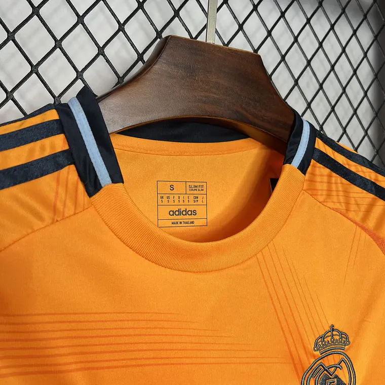 Real Madrid Away 24/25 8