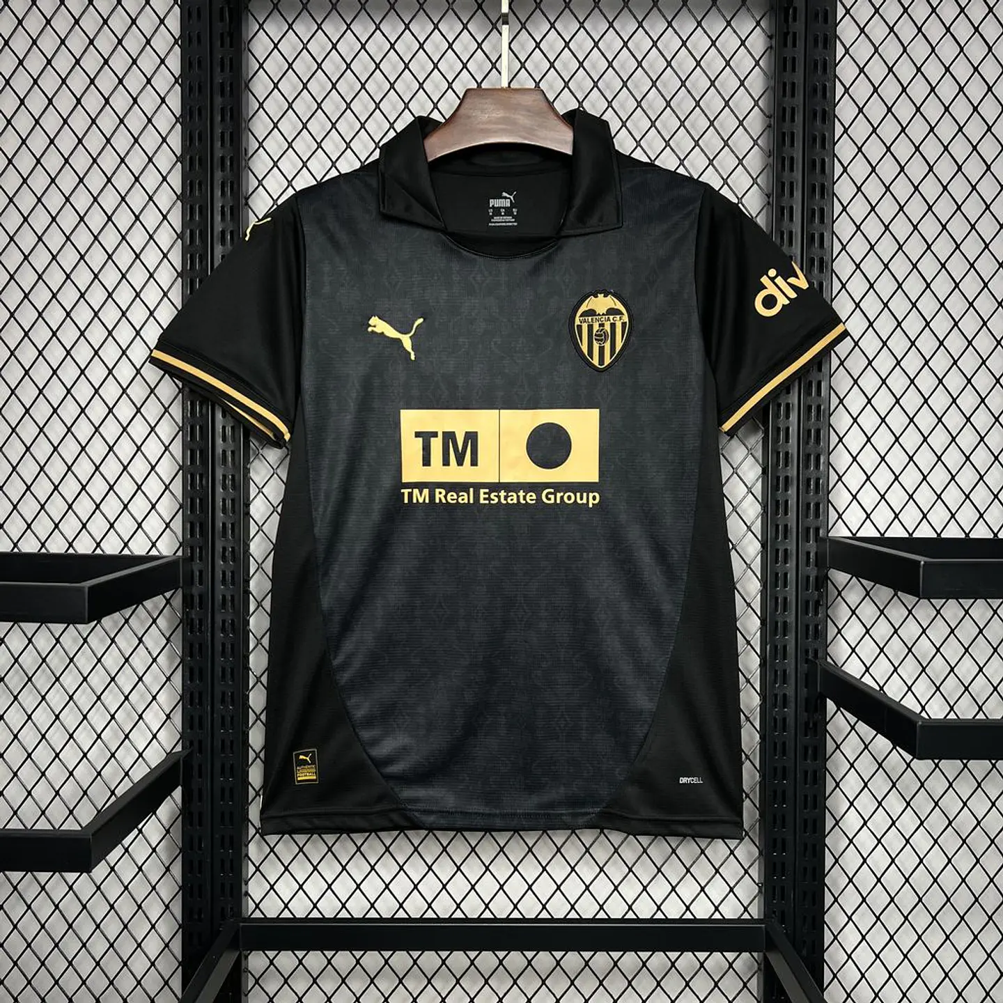 Valência Away 24/25 1