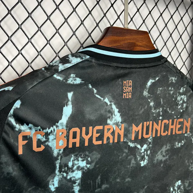 Bayern Away 24/25 8