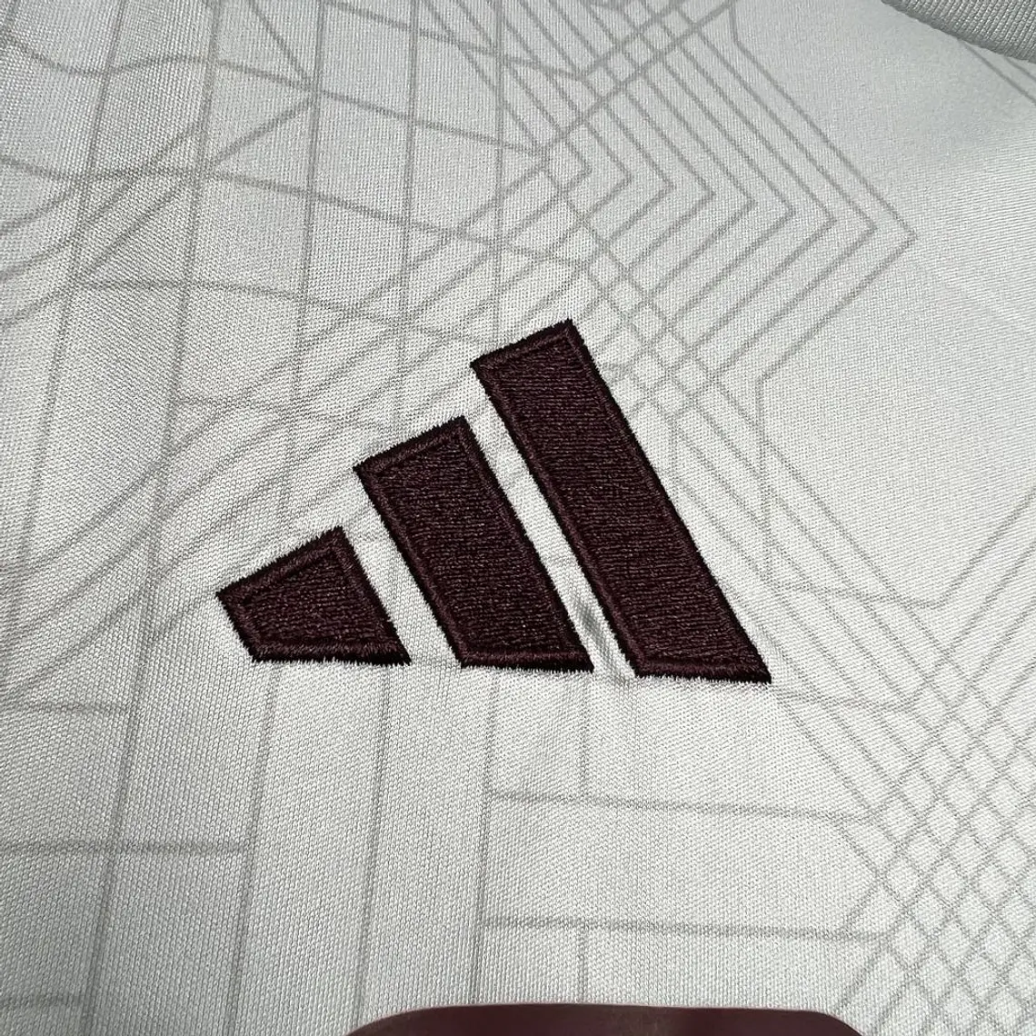 Ajax Third 24/25 7