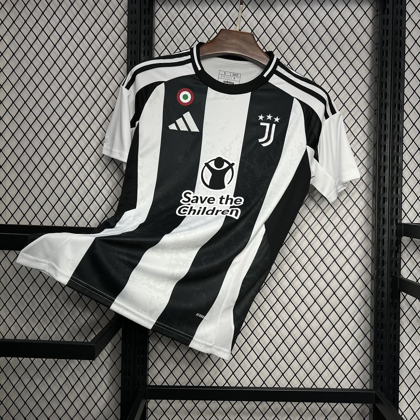 Juventus Home 24/25 3