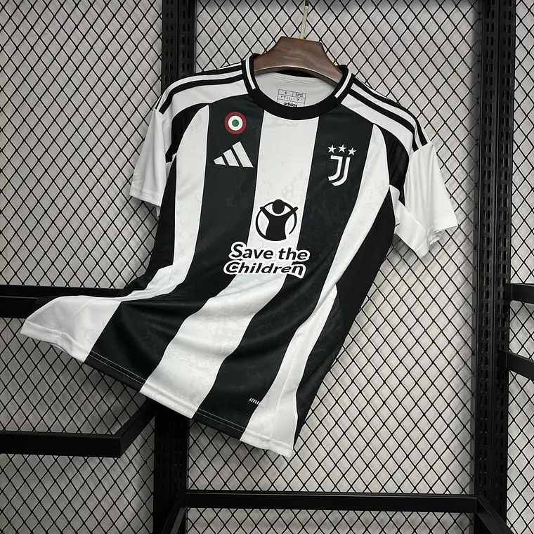 Juventus Home 24/25 4