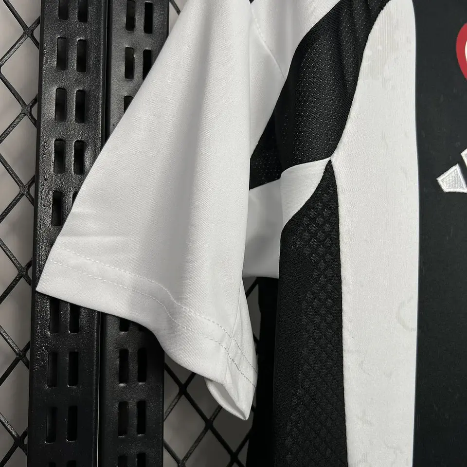 Juventus Home 24/25 8