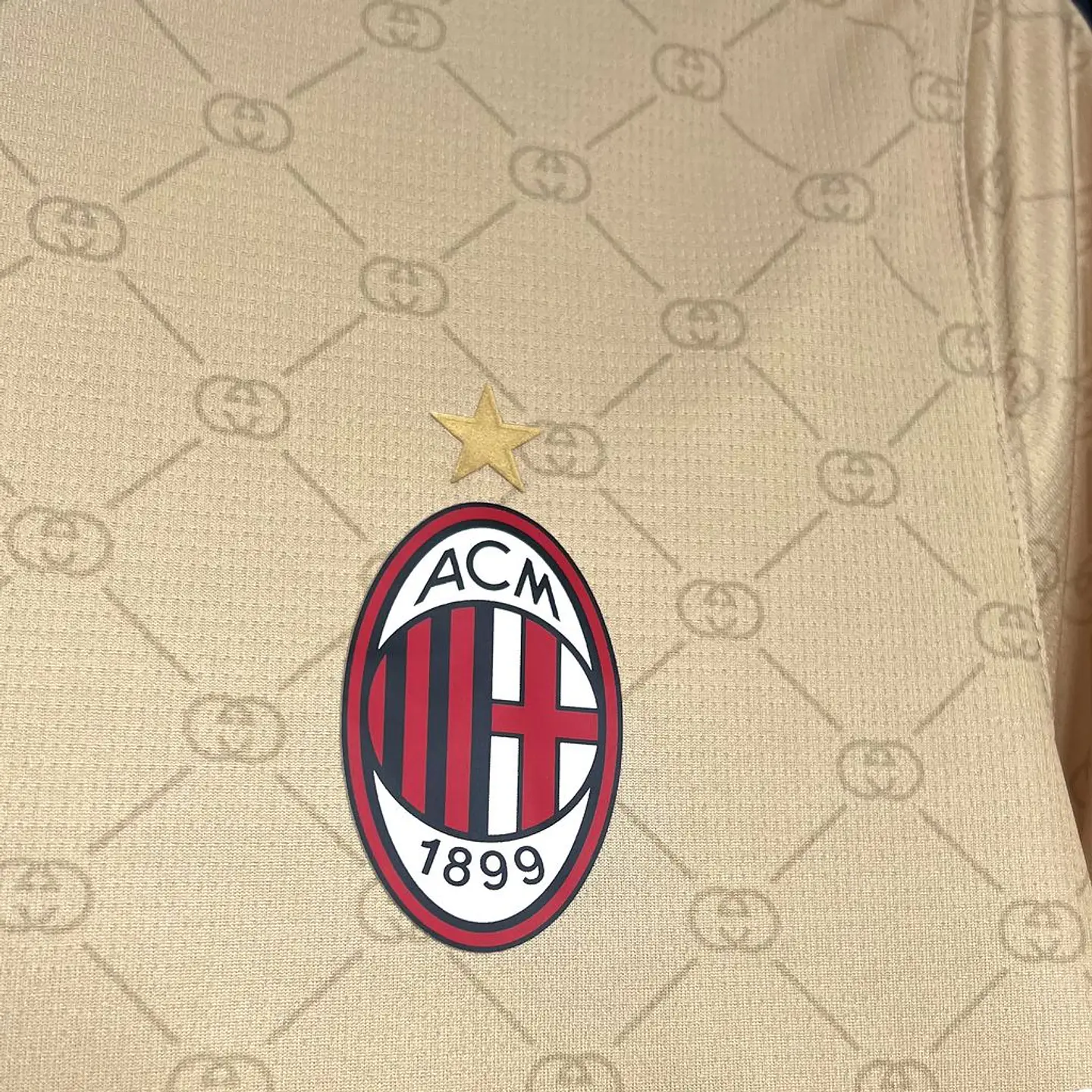 Milan Especial Gucci 24/25 6