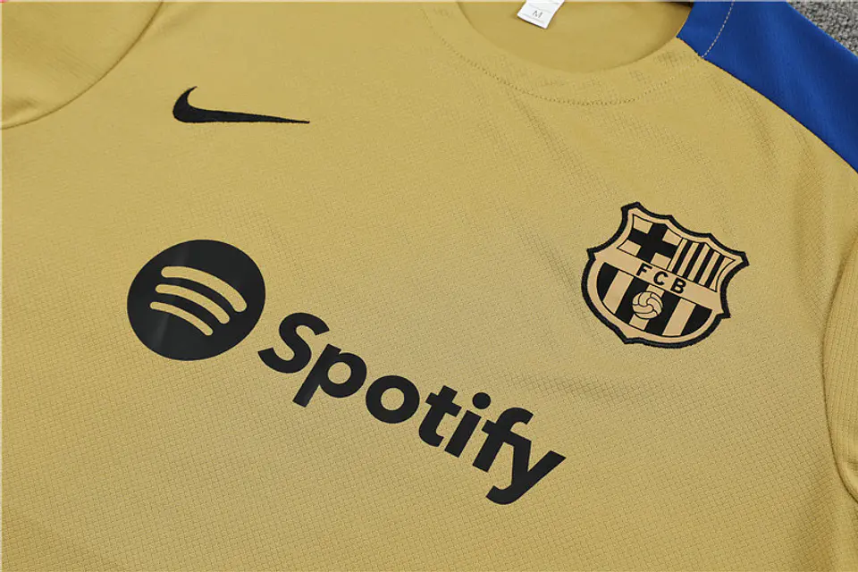 Barcelona Conjunto Treino 24/25 4