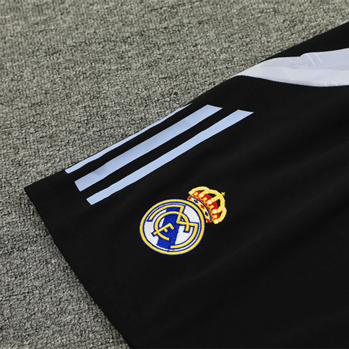 Real Madrid Conjunto Treino 24/25 6