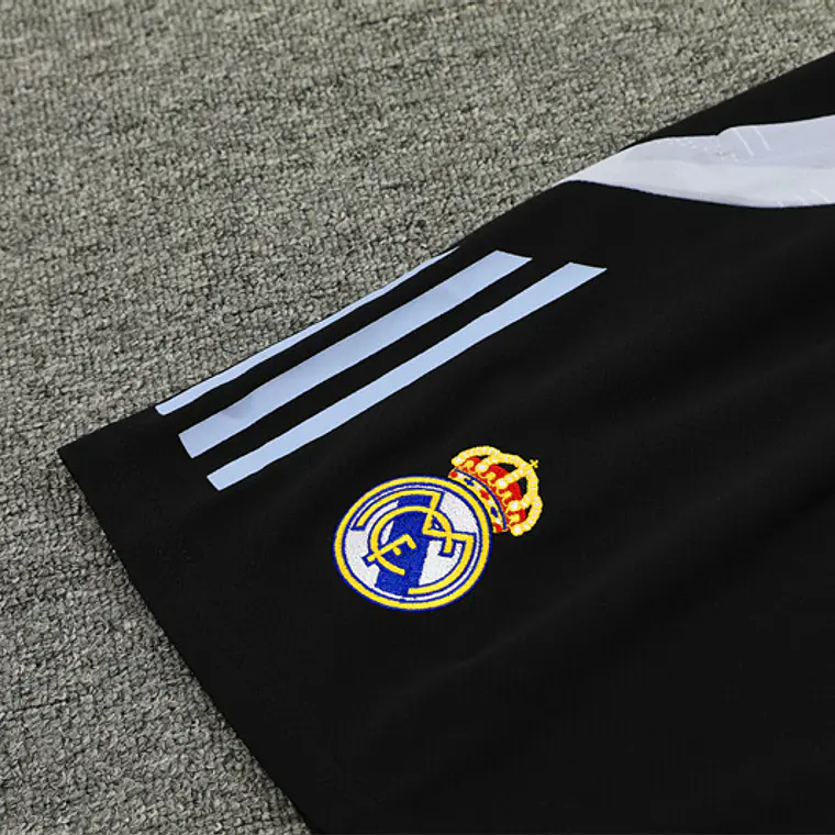 Real Madrid Conjunto Treino 24/25 6