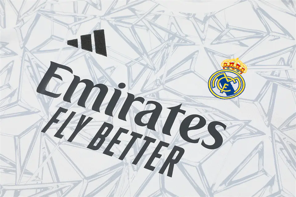 Real Madrid Conjunto Treino 24/25 4