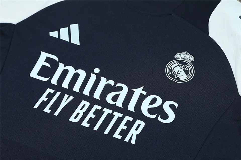 Real Madrid Conjunto Treino 24/25 3