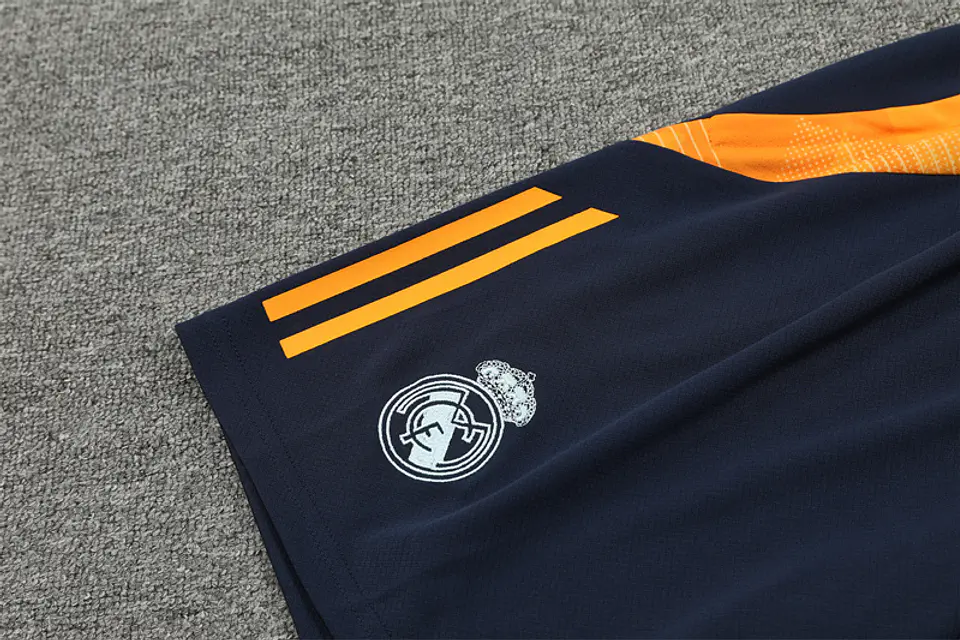 Real Madrid Conjunto Treino 24/25 9