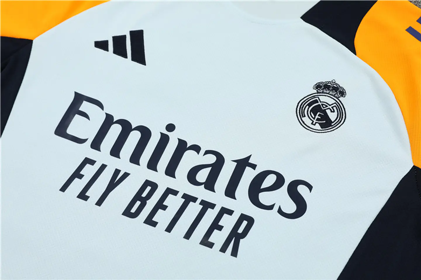 Real Madrid Conjunto Treino 24/25 3
