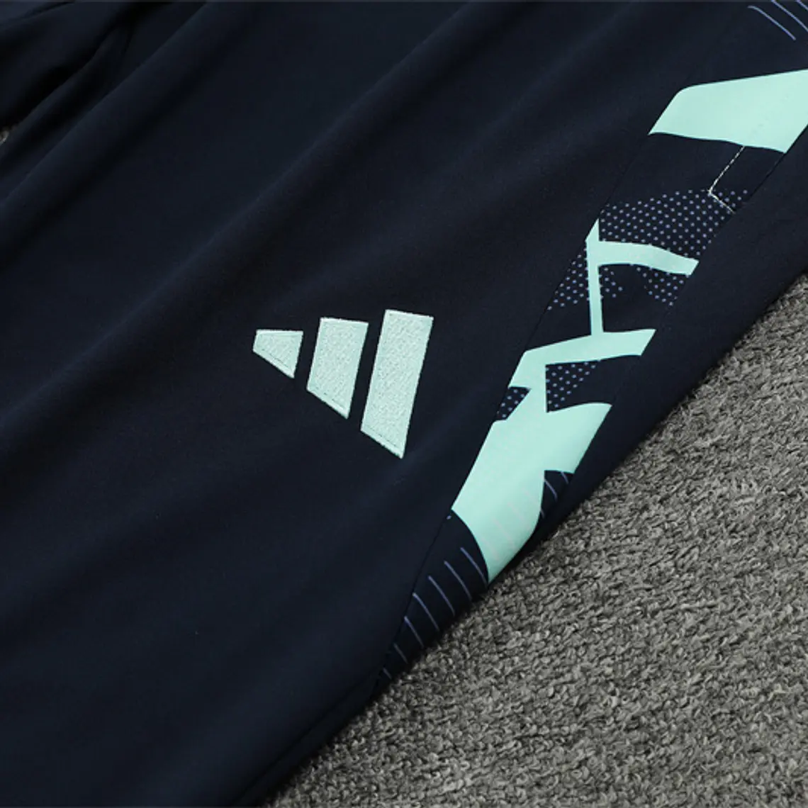Real Madrid Fato Treino 1/2 Zip 24/25 9