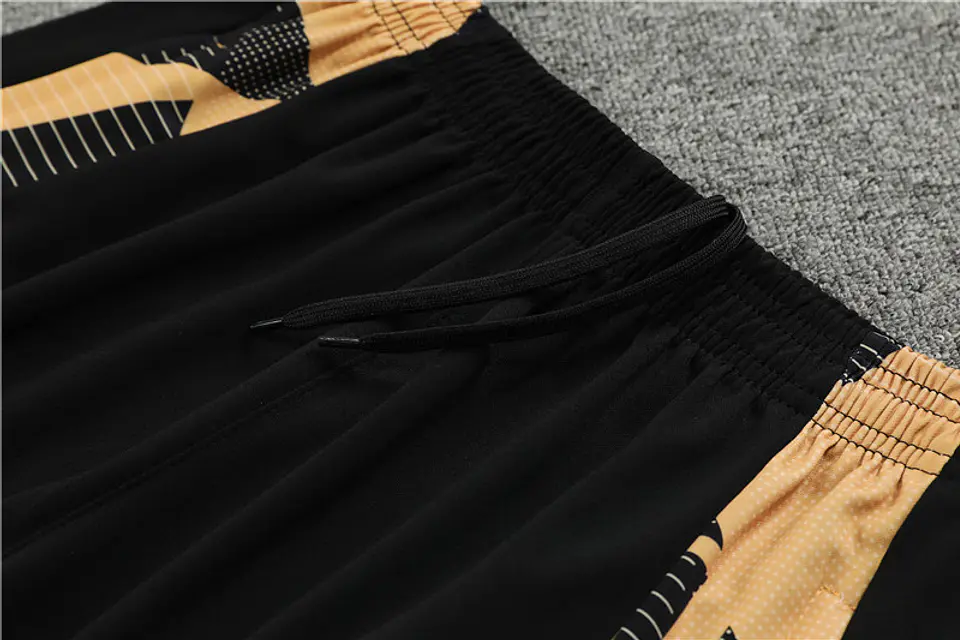 Real Madrid Fato Treino 1/2 Zip 24/25 6