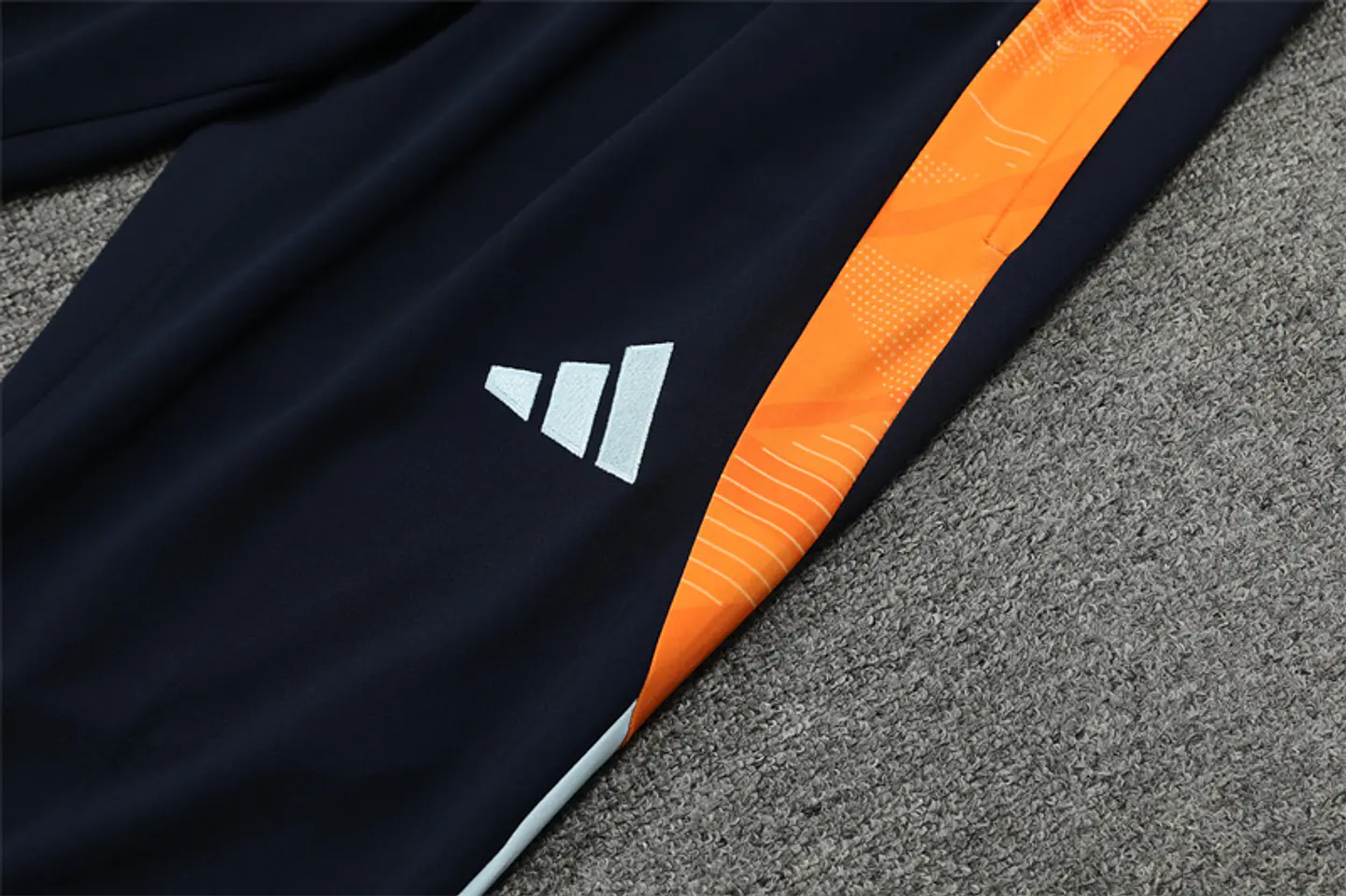 Real Madrid Fato Treino 1/2 Zip 24/25 9