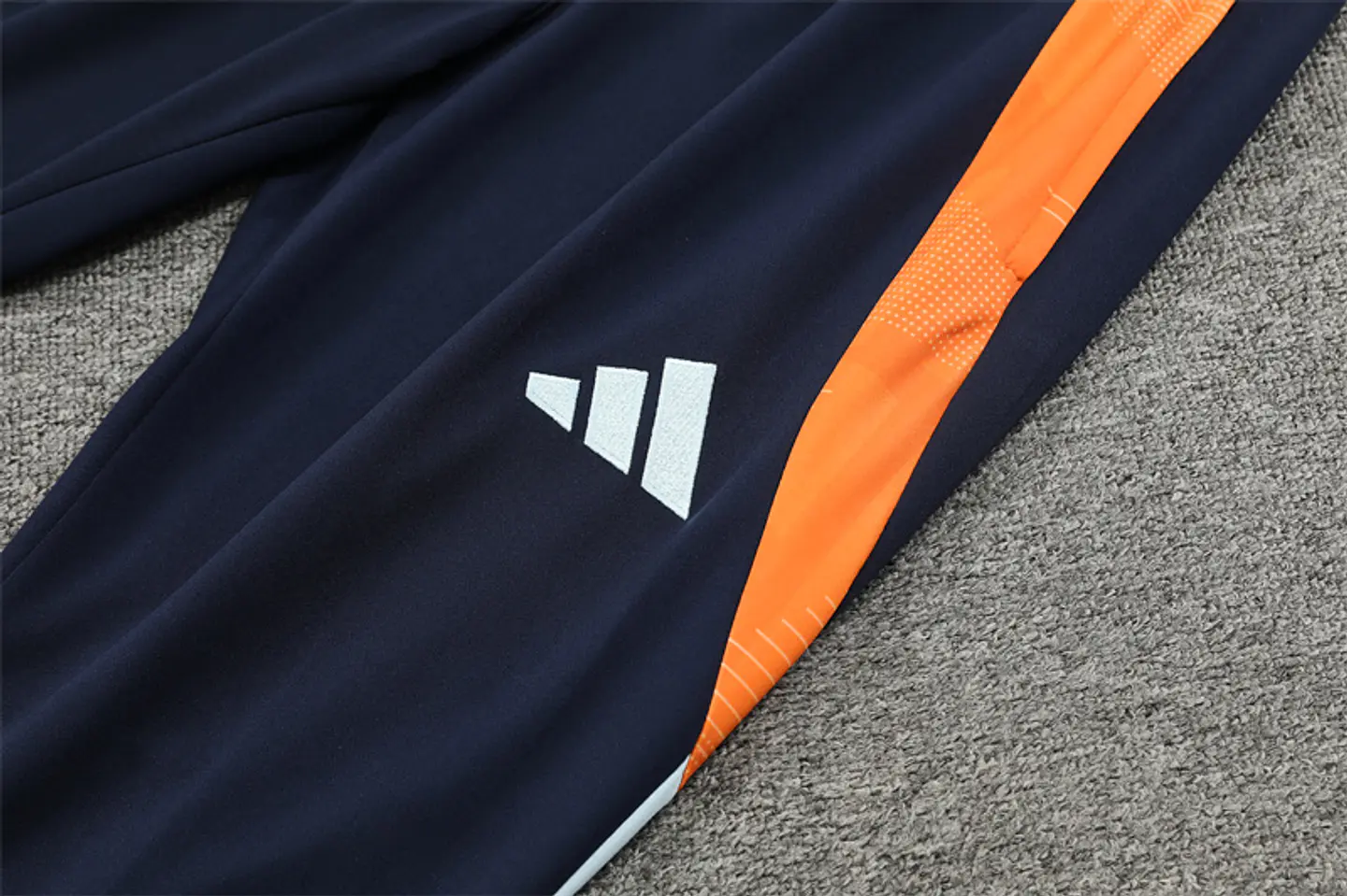 Real Madrid Fato Treino 1/2 Zip 24/25 9