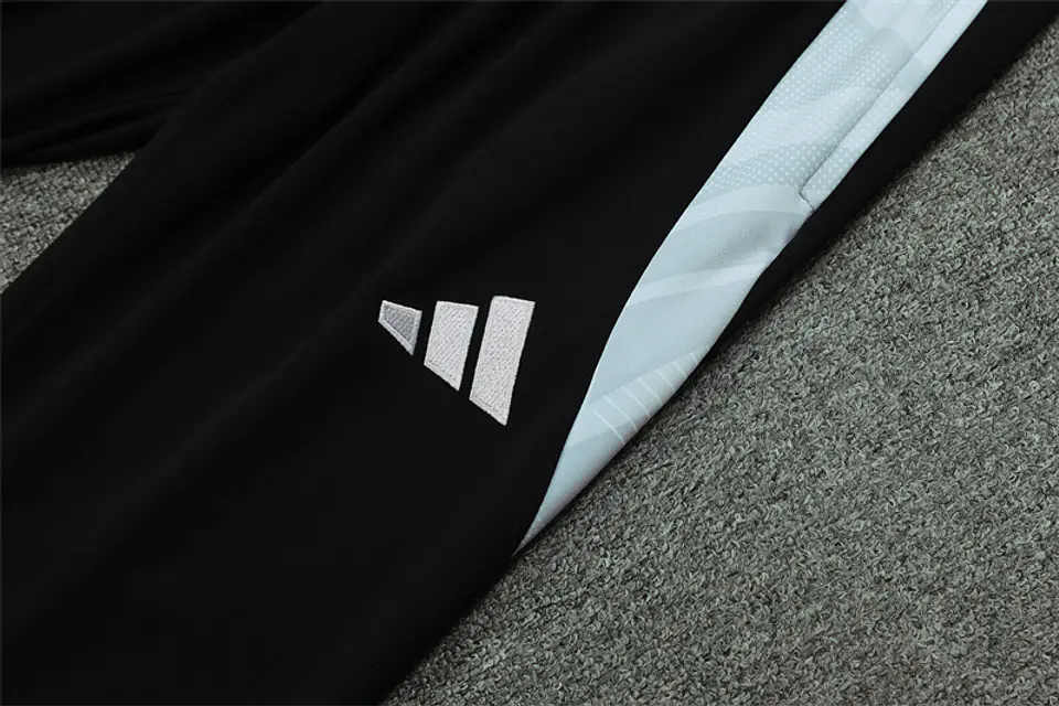 Real Madrid Fato Treino 1/2 Zip 24/25 9