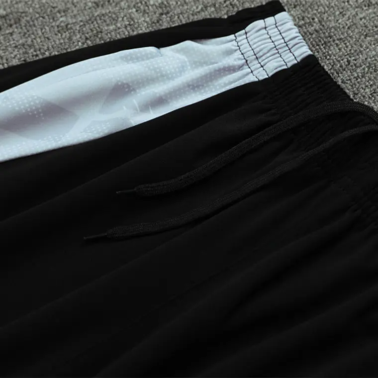 Real Madrid Fato Treino 1/2 Zip 24/25 7